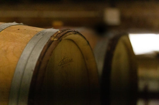 Lignin im Holzfass: Die Bedeutung im Weinbau